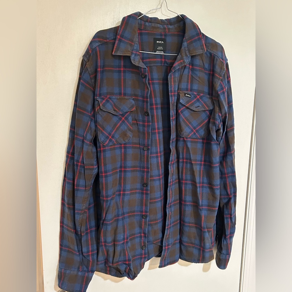 RVCA “That’ll Work” long sleeve flannel. Size large